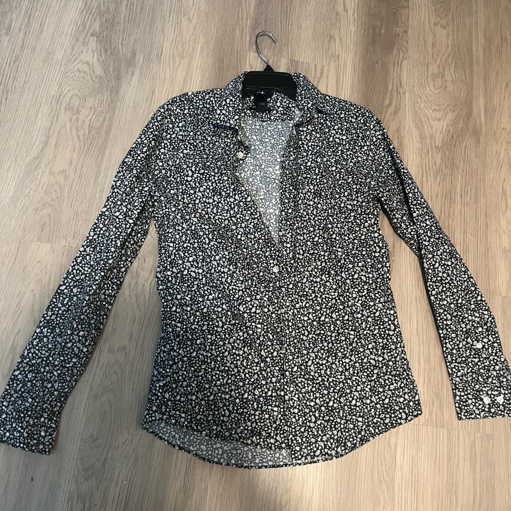 H&M  mens Black and White Floral Casual Button Down Shirt